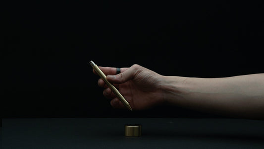 FROM DESK TO CARRY  - THE MECHANICAL PEN AND PEN STAND - INVENTERY